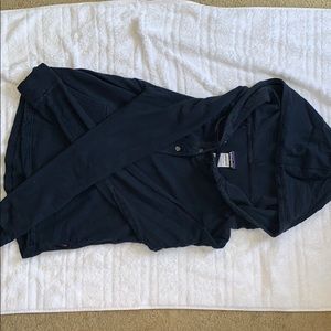 Navy Patagonia sweatshirt